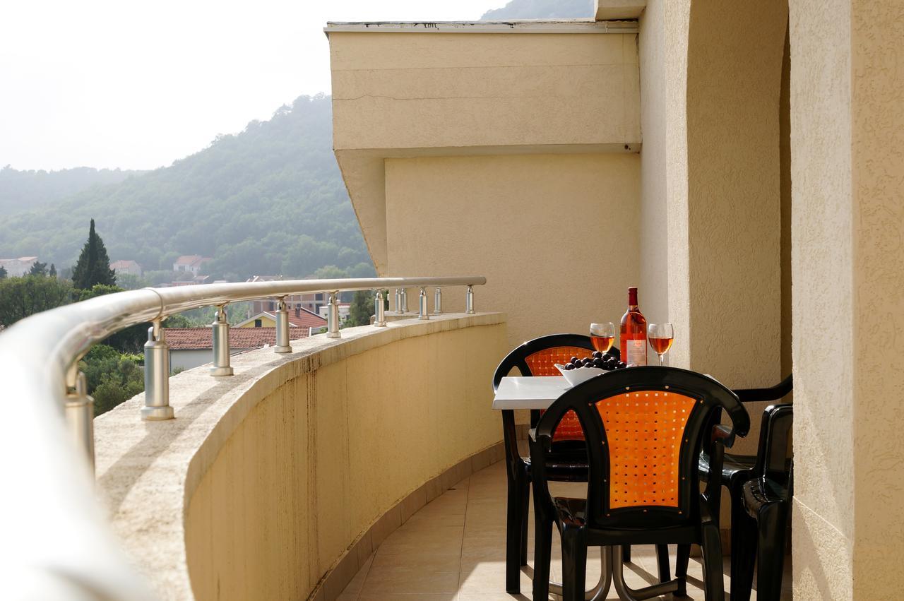 Apart Hotel Forte Roses Montenegro Ko Buljarica Petrovac Екстериор снимка